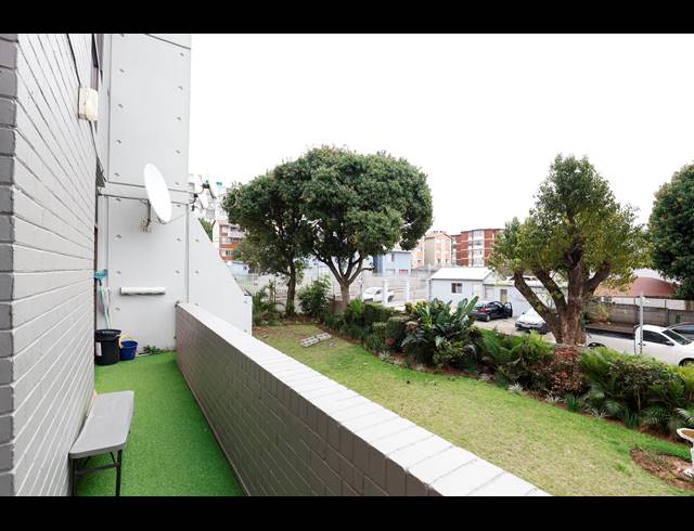 3 BEDROOM APARTMENT FOR SALE IN ESSENWOOD